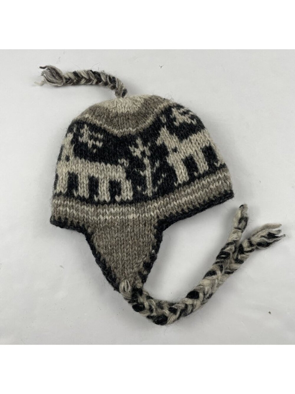 Handmade 100% Wool Beanie Chullo Kids OS Made in Nepal Knit Tassels Ear Flaps